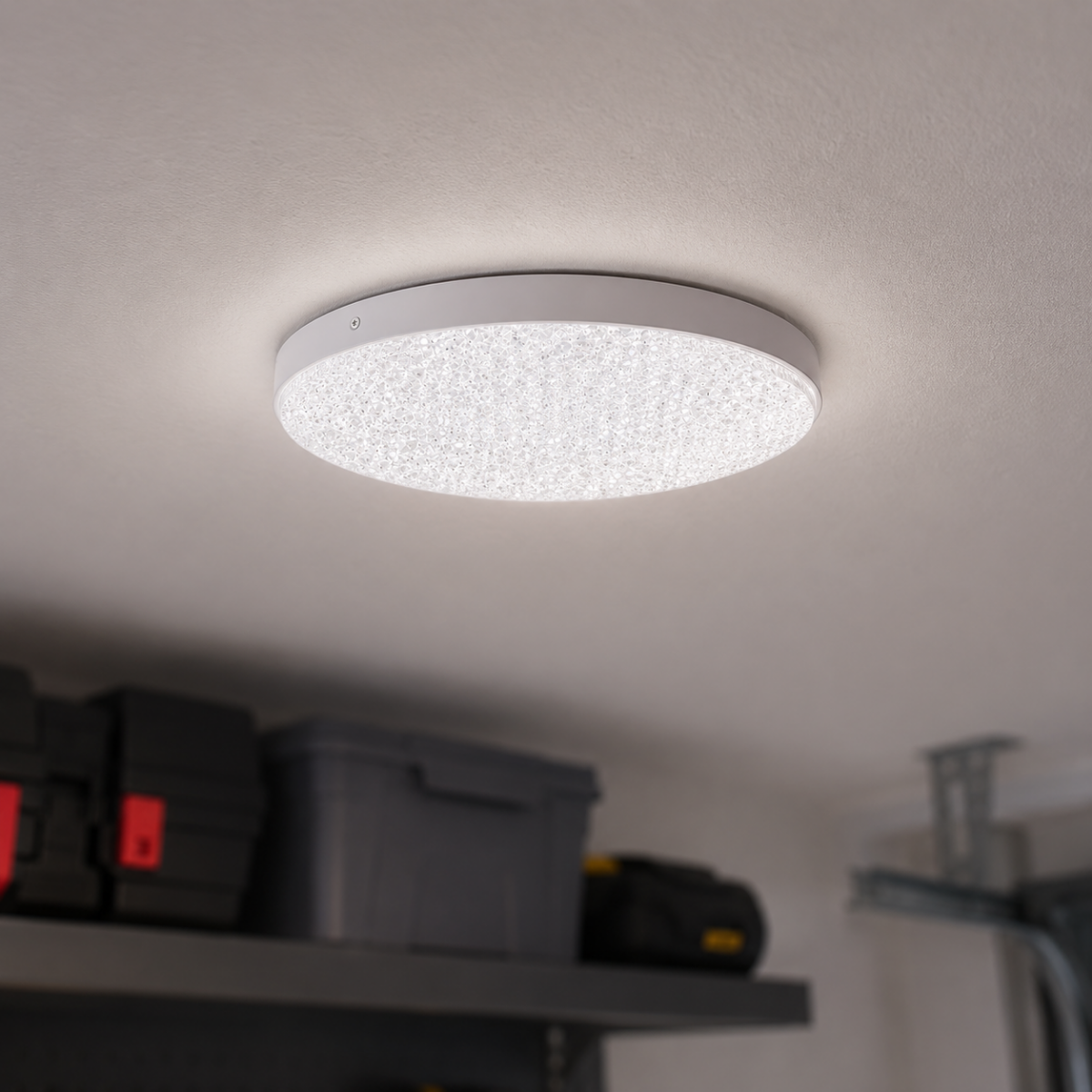 Panel LED crystal apparent installé au plafond avec lumière blanche froide