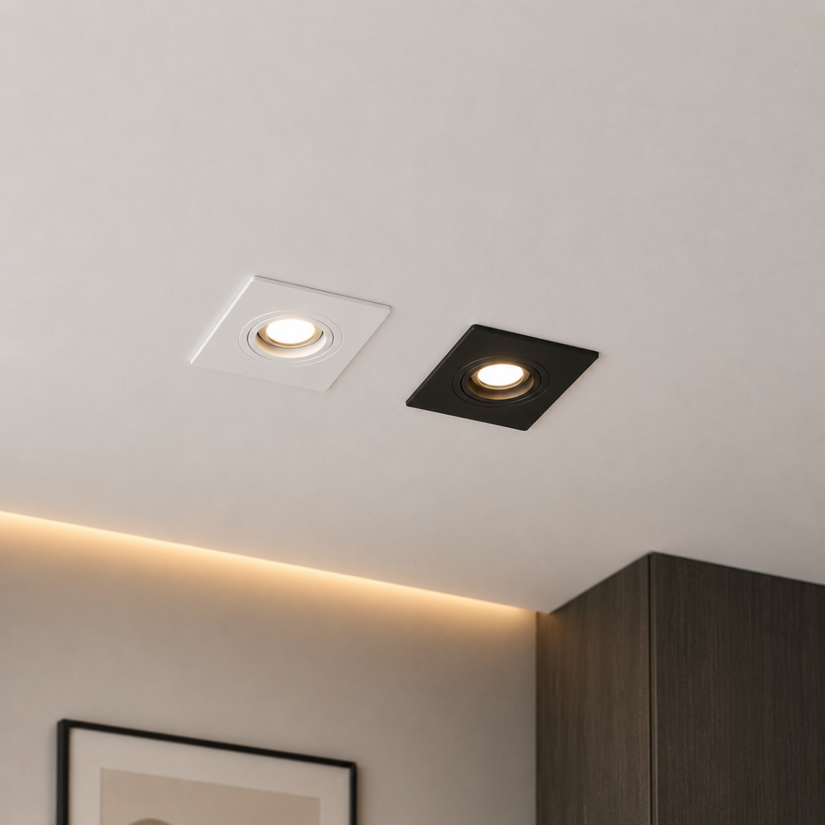 Support spot encastrable carré blanc et noir installé au plafond