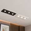 Support spot encastrable carré 3 trous blanc et noir installé au plafond
