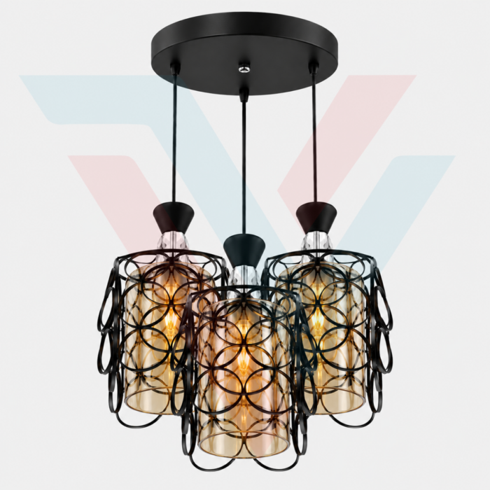 Suspension triple noire installée dans une salle à manger moderne avec lumière chaude