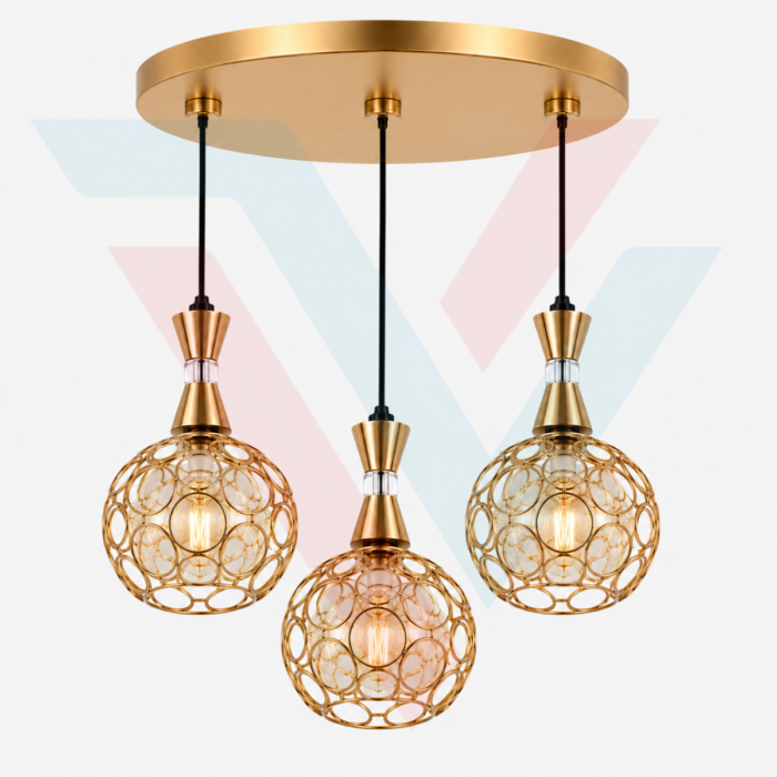 Suspension triple dorée avec trois boules décoratives ajourées
