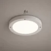 Panel LED avec détecteur installé au plafond avec lumière blanche