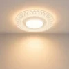 Spot encastrable crystal installé au plafond avec lumière chaude décorative